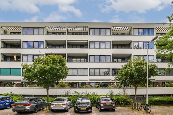 Medium property photo - Duke Ellingtonstraat 53, 1066 GE Amsterdam